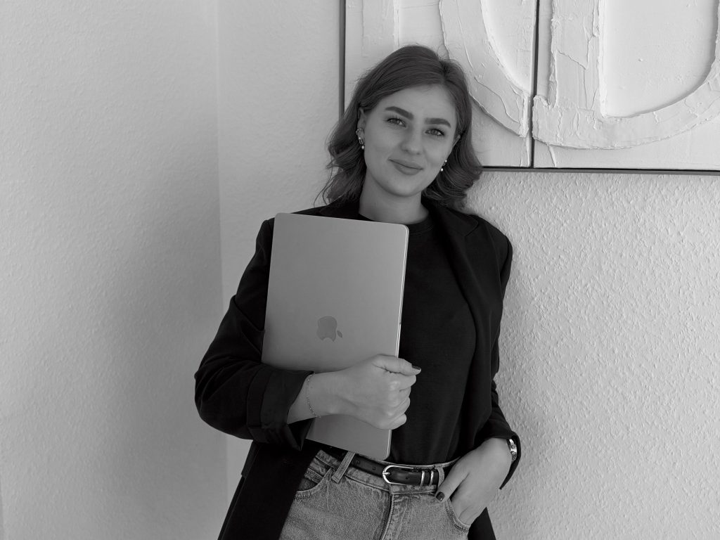 Pauline_2